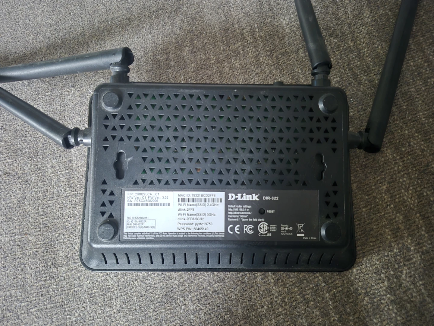 D-Link DIR-X3260 Wi-Fi Router - photo 4