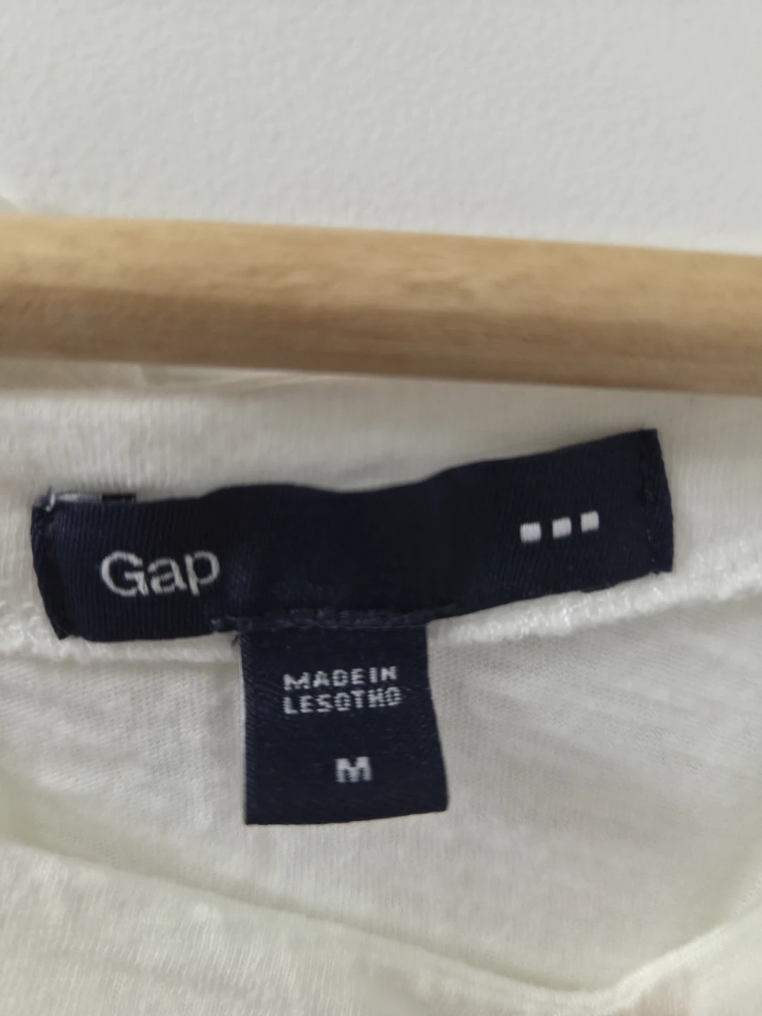 Gap White 3/4 Sleeve Top (Size M) - photo 3