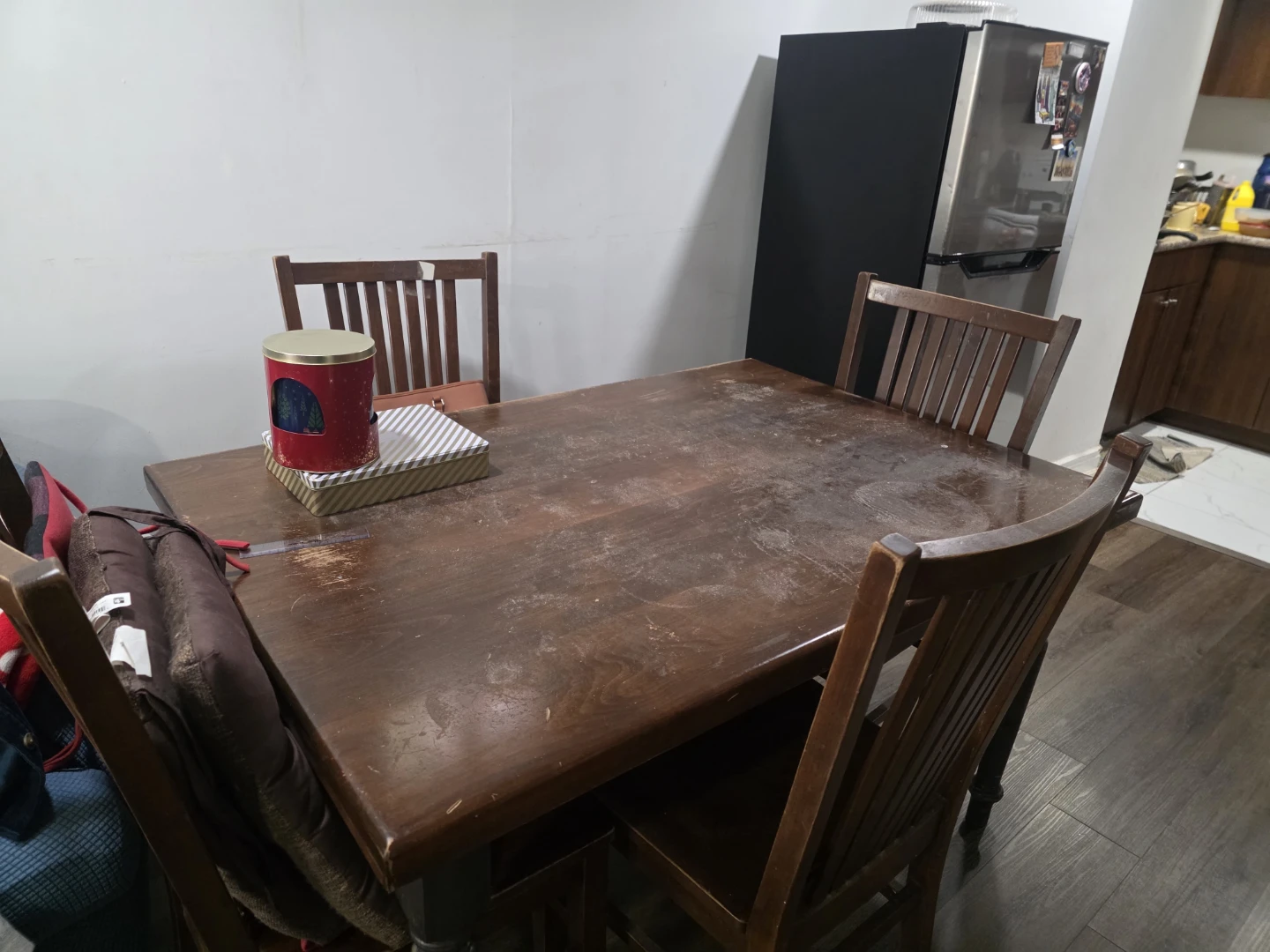 Moving sale pickup Furniture - photo 3