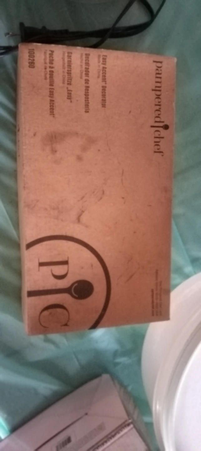 Pampered Chef Easy Accent Decorator