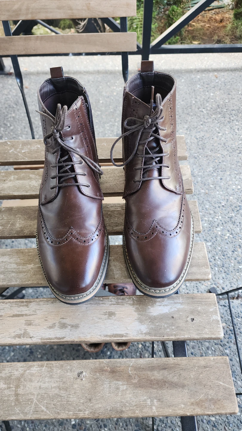 Brown Men's Wingtip Boots Size 10