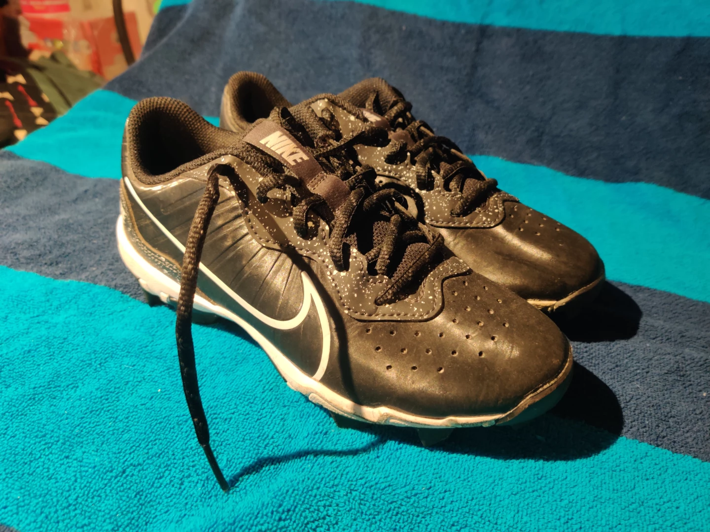 Nike Fastflex Cleats - Kids Size 4