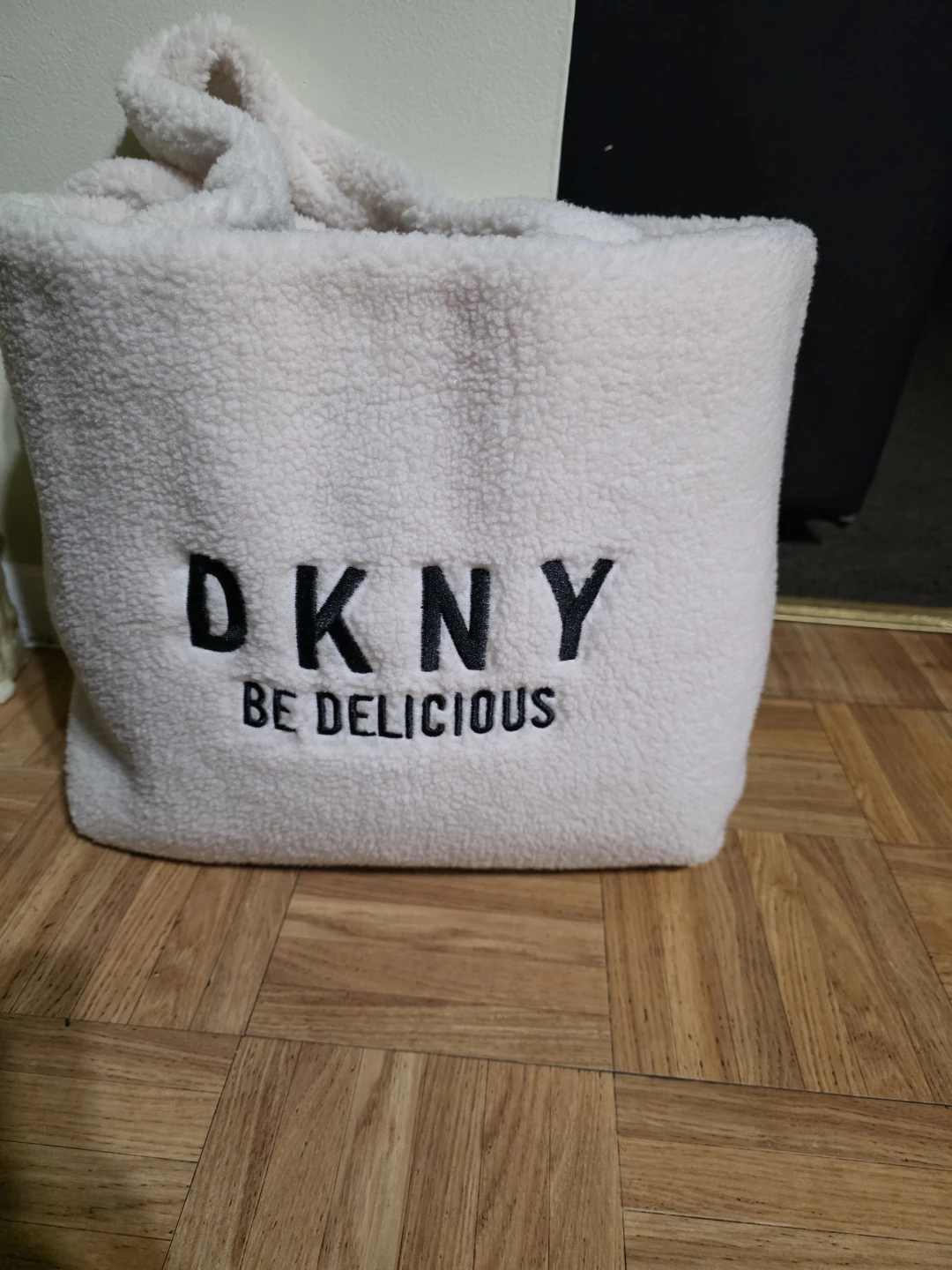 DKNY Be Delicious Sherpa Tote Bag - photo 2
