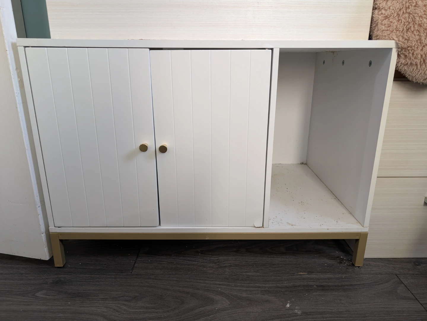 White Pet Litter Box Enclosure Cabinet