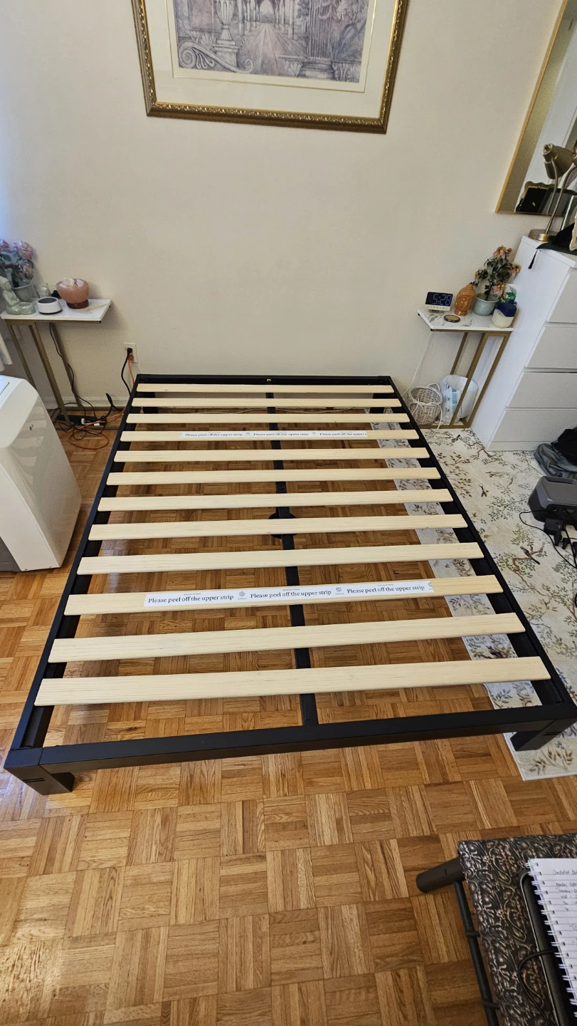 Easy Assembly - Queen Size Metal Bed Frame Black - photo 3