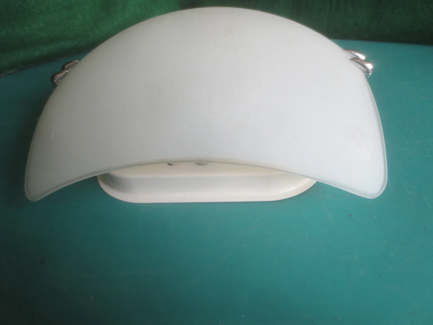 2 Wall and Ceiling Mount Light Fixtures. - photo 5