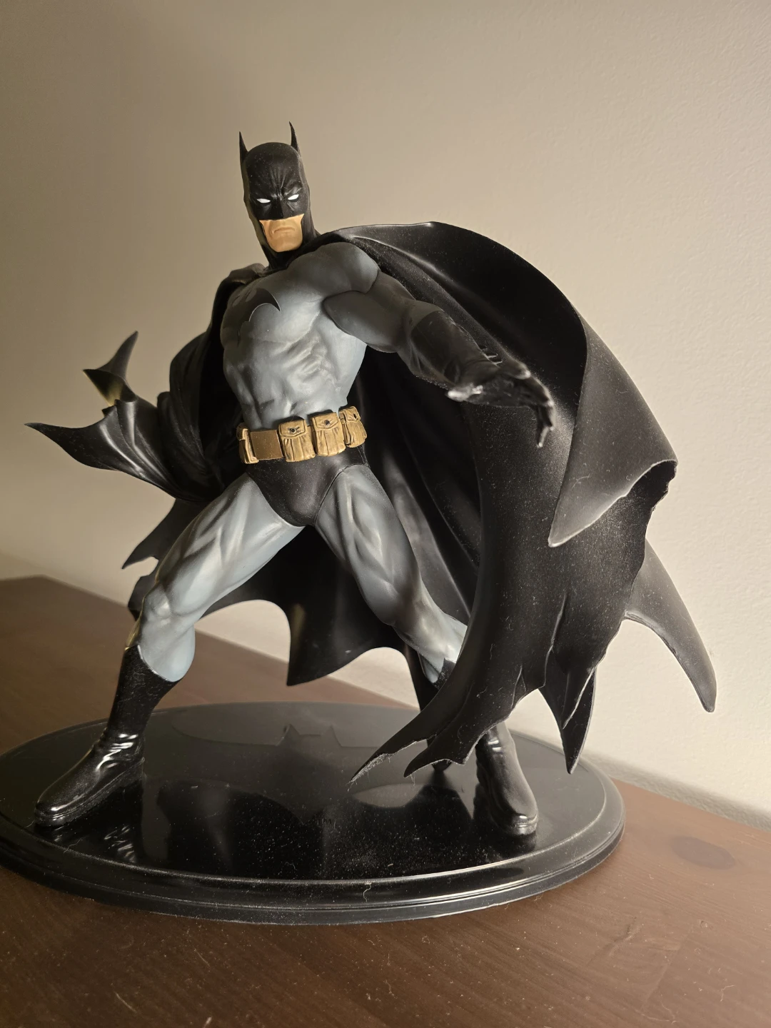 Batman Hush - Collector Figure - photo 3