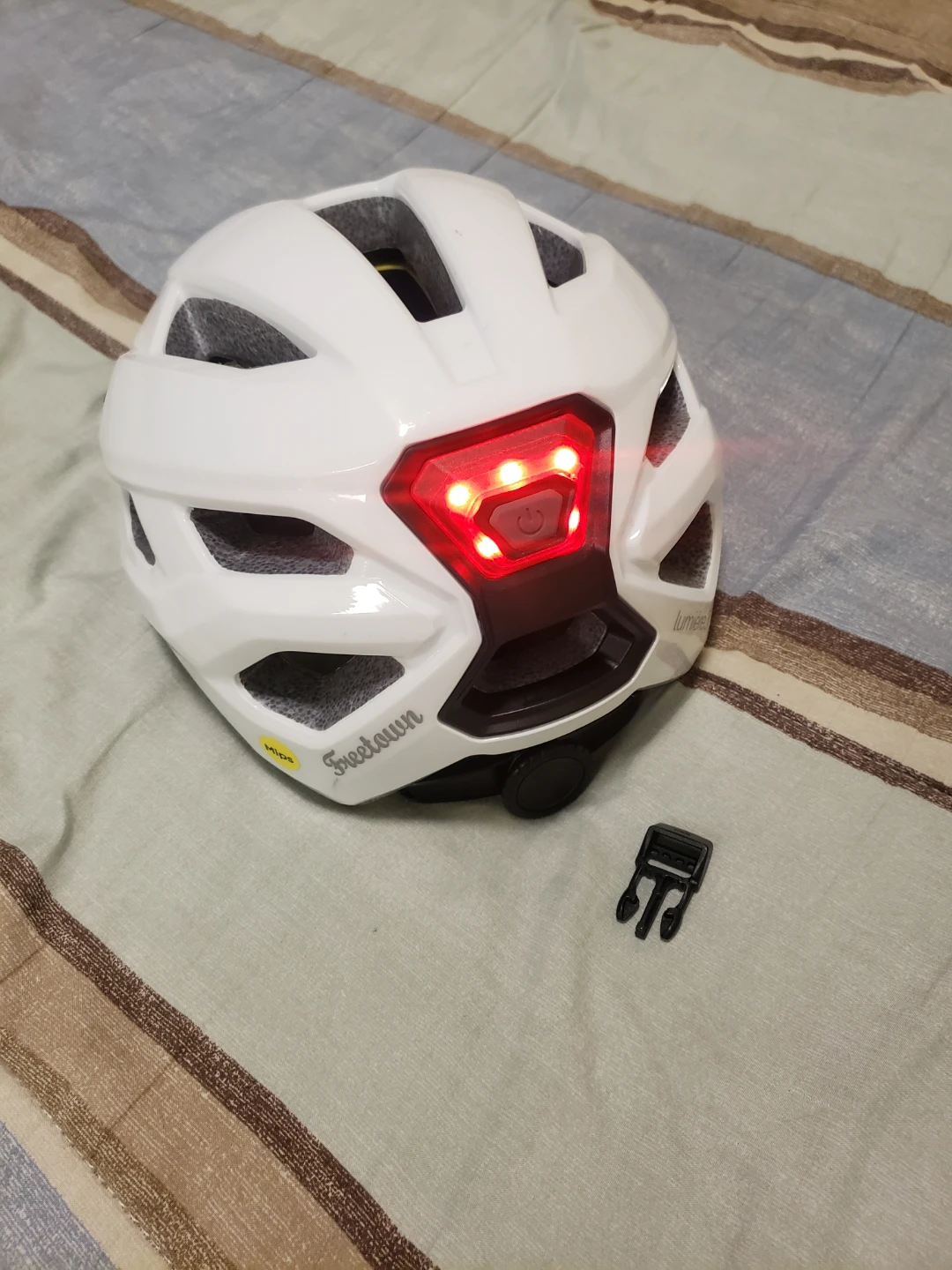 Bike Helmet ( Needs Small Repair ) - photo 4