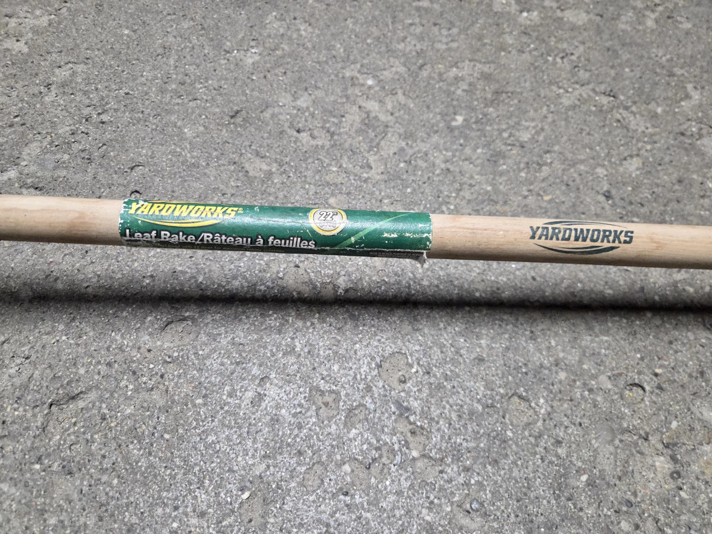 Yardworks Metal 22-inch Leaf Rake - photo 3