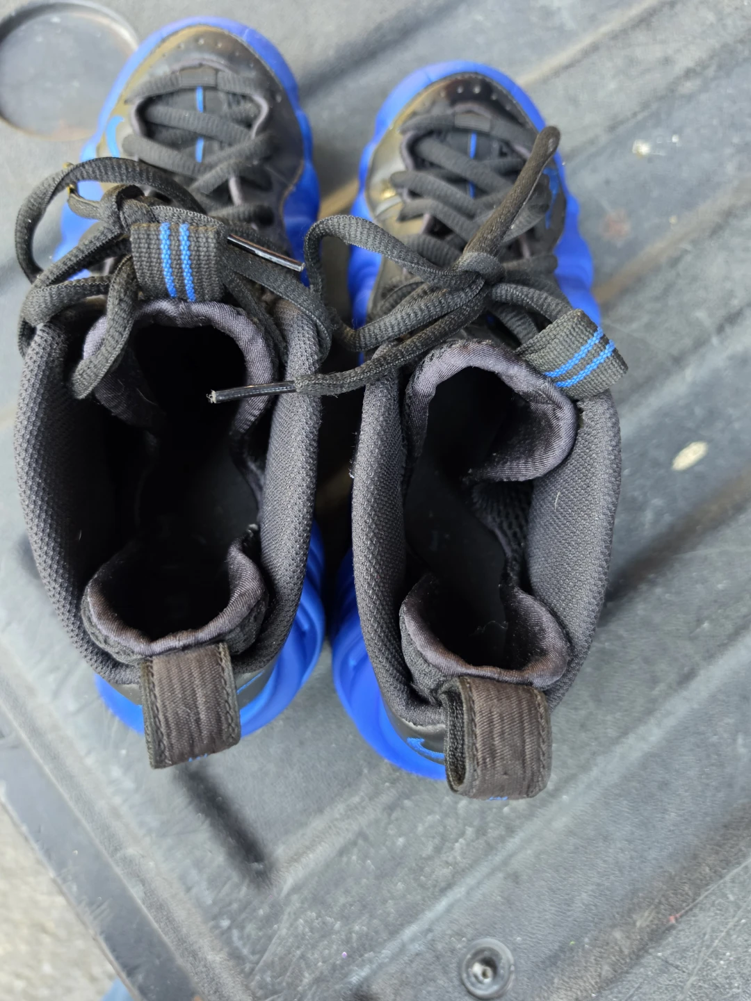 Nike Air Foamposite Blue and Black Sneakers - photo 5