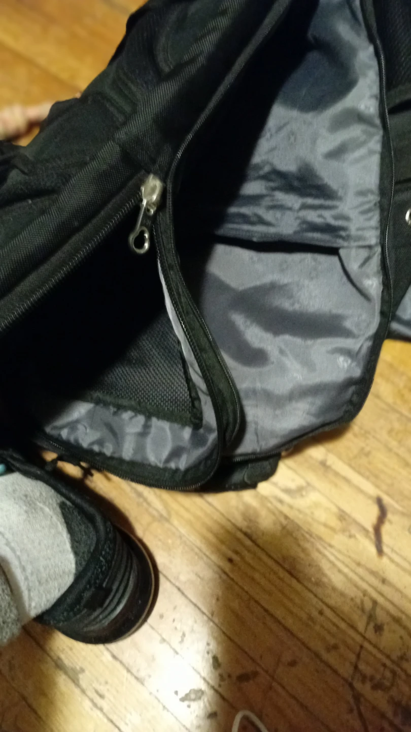 SwissGear Black Laptop Backpack - photo 4