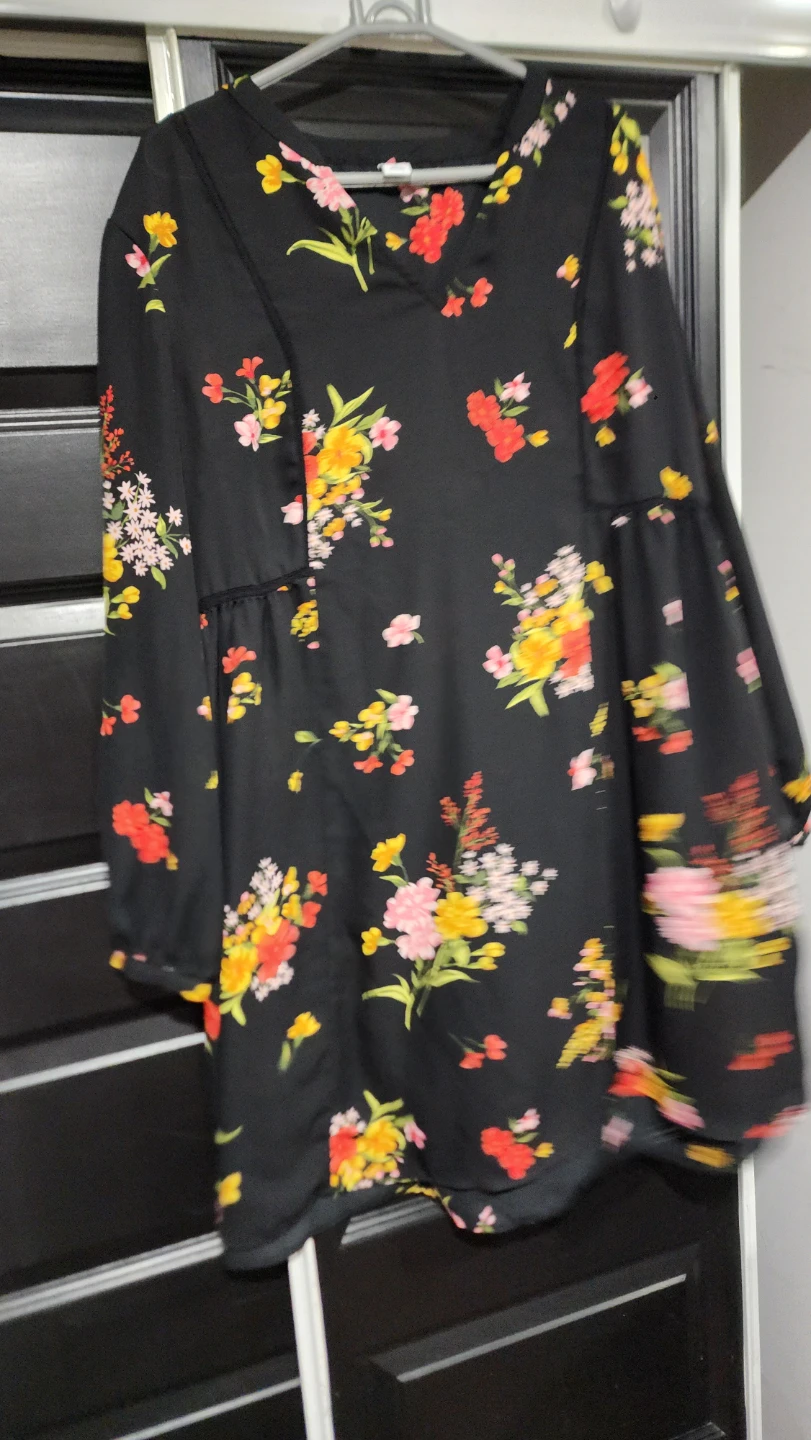 Old Navy Floral Dress Size M - photo 4