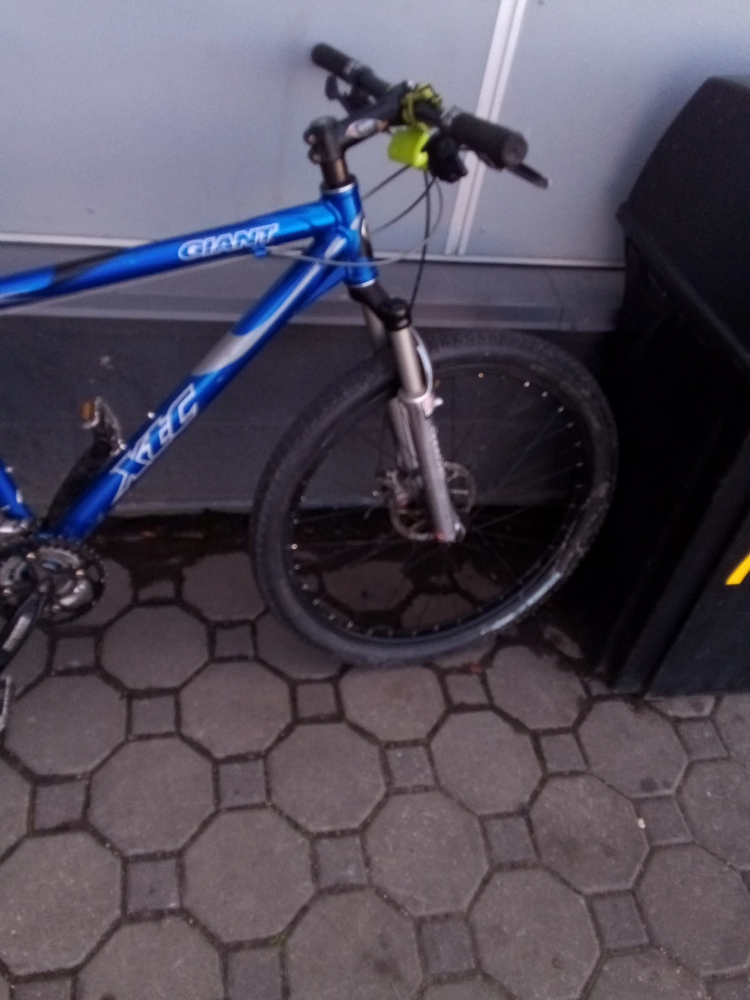 Giant XTC Mountain Bike