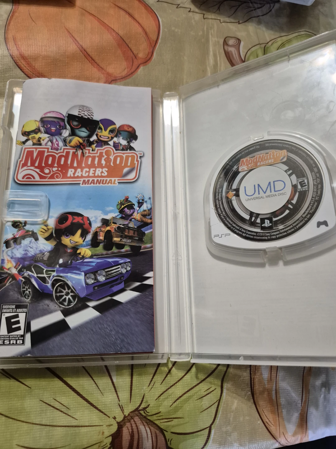ModNation Racers for PSP - photo 2