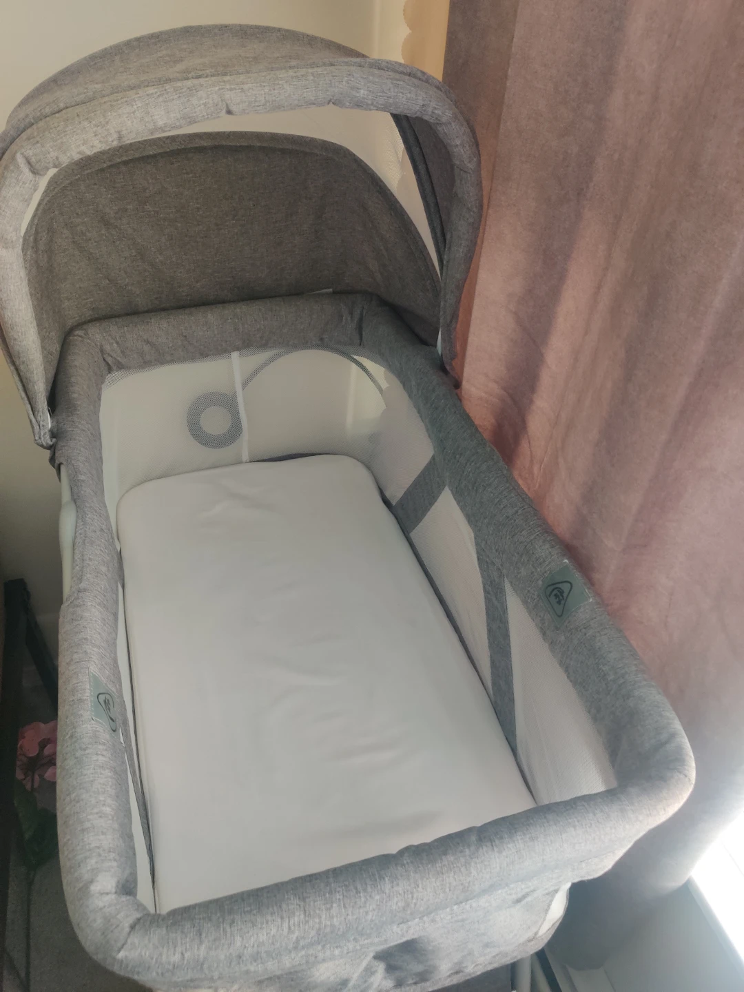 Baby Bassinet/ Bedside Sleeper - photo 3