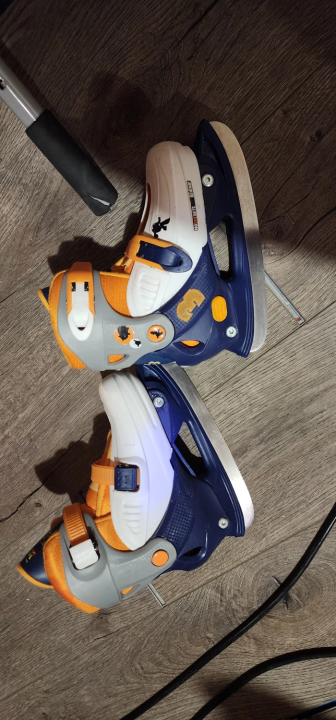 Disney Toy Story 3 Childrens Ice Skates - photo 3