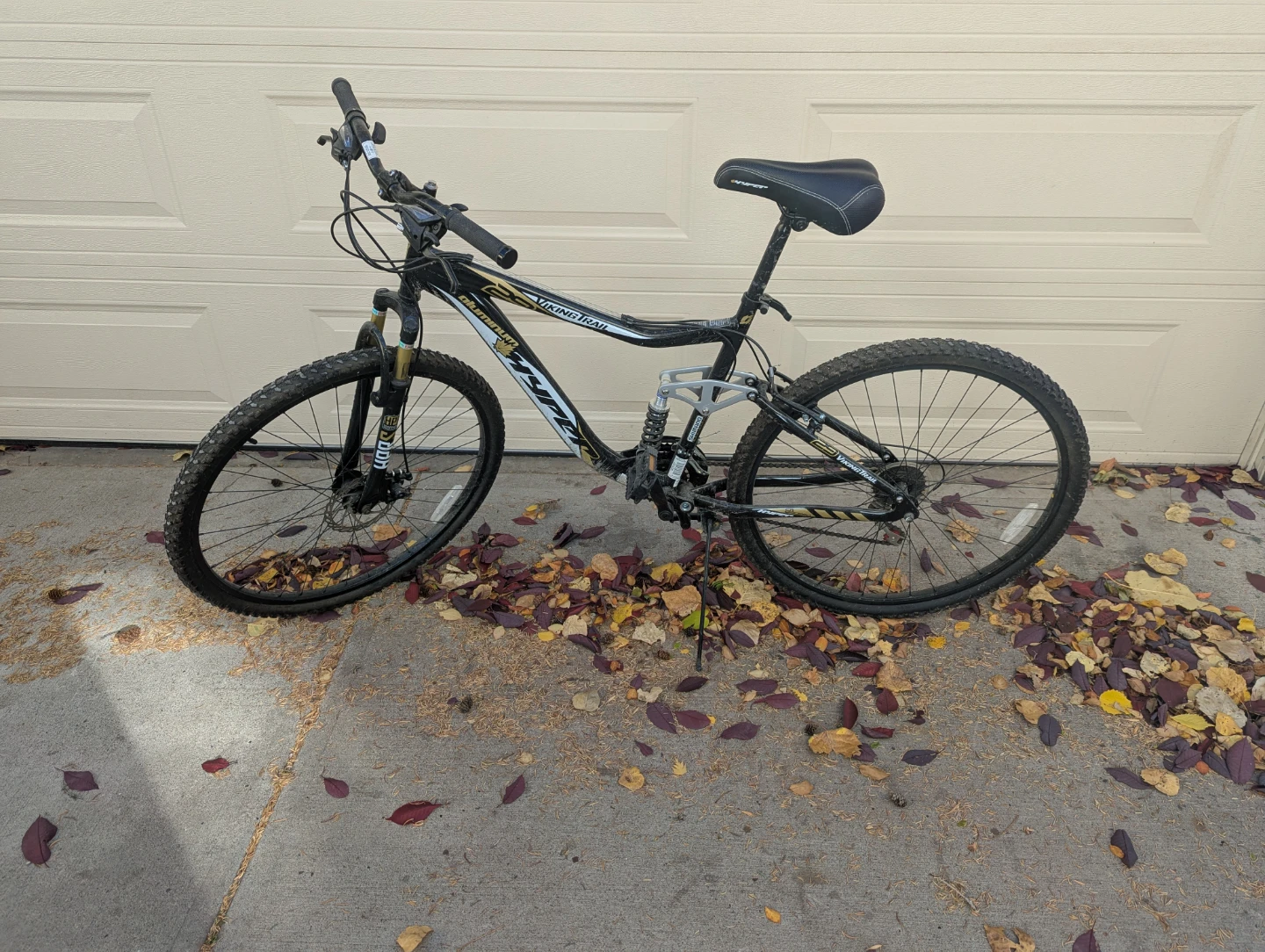 Viking Trail 29" Hyper Aluminum 21spd. Mountain Bike