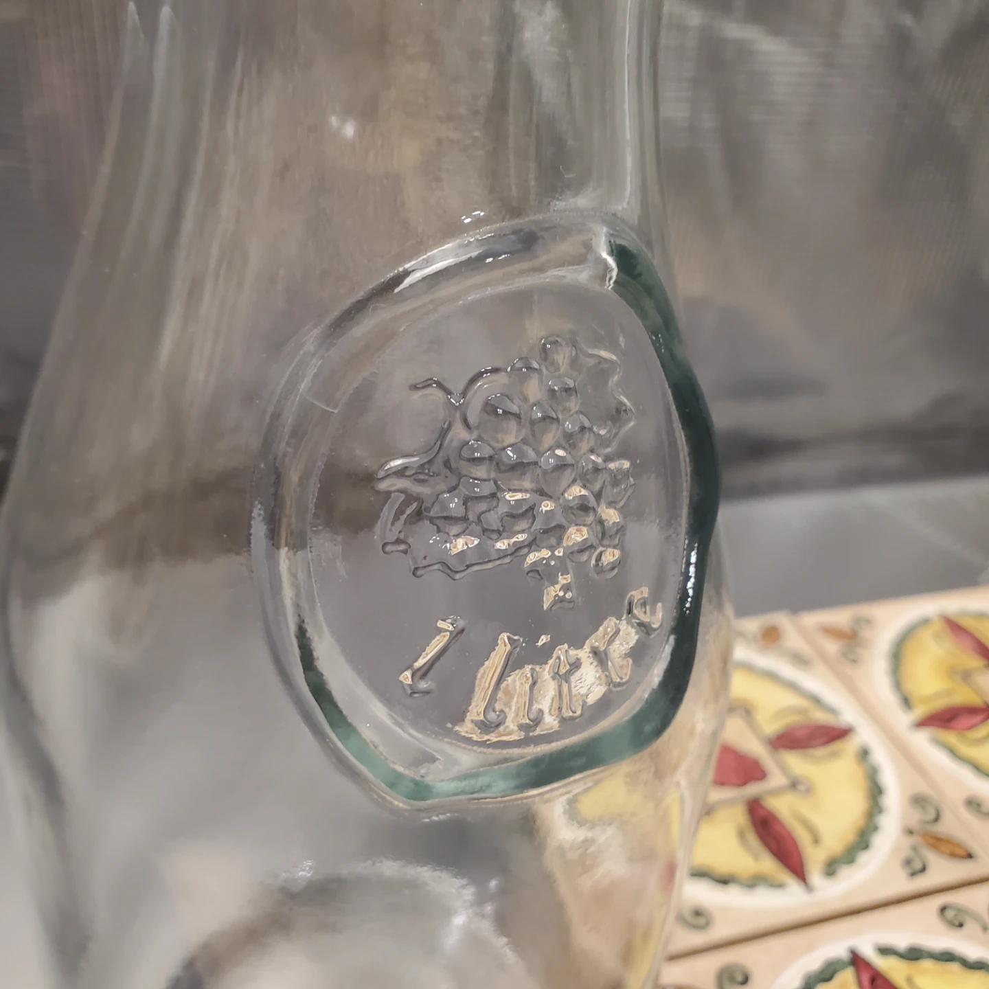 Wine Serving Set with Carafe, Coasters and Stoppers - photo 2