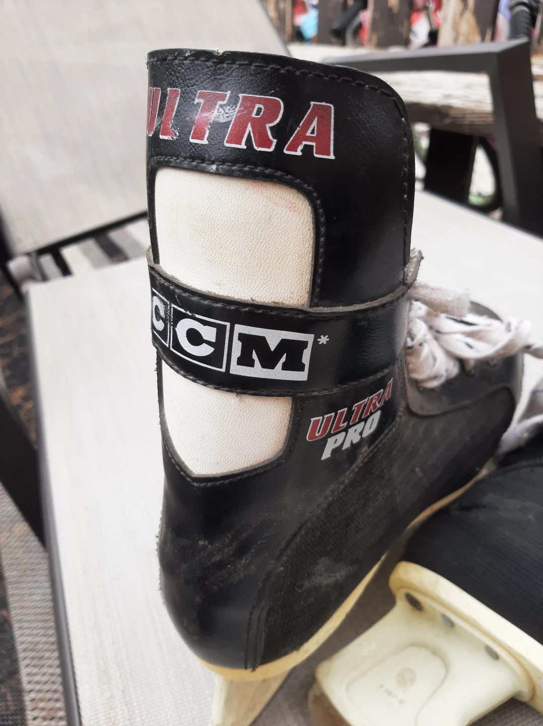 CCM Ultra Pro Ice Skates - photo 2