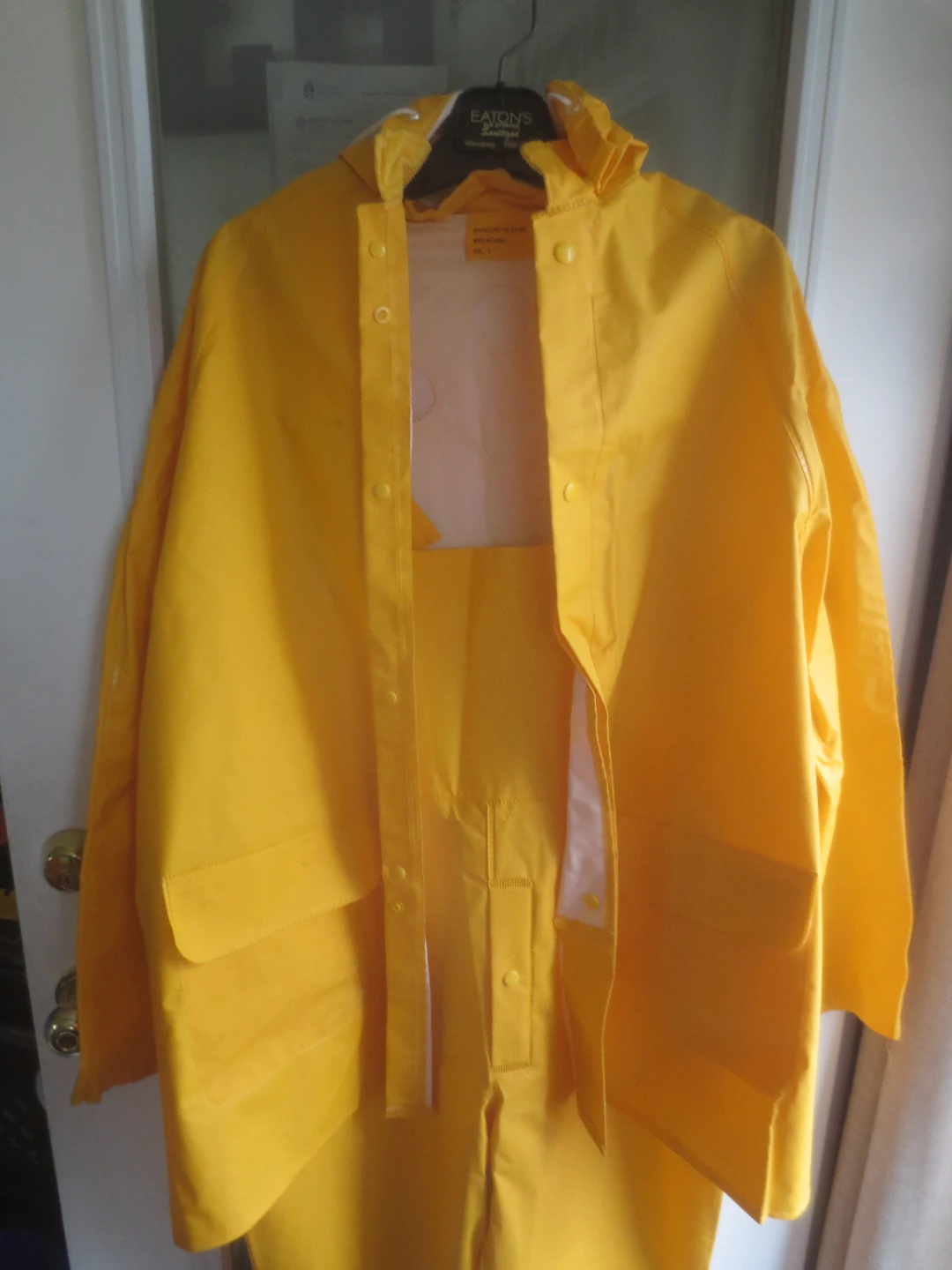 Brand New Yellow Rain Suit Set Size Large