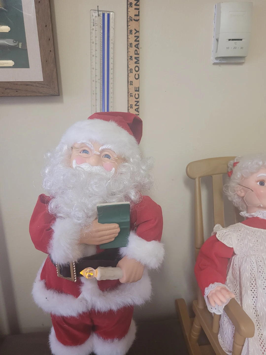 Vintage Santa and Mrs. Claus Christmas Figurines - photo 2
