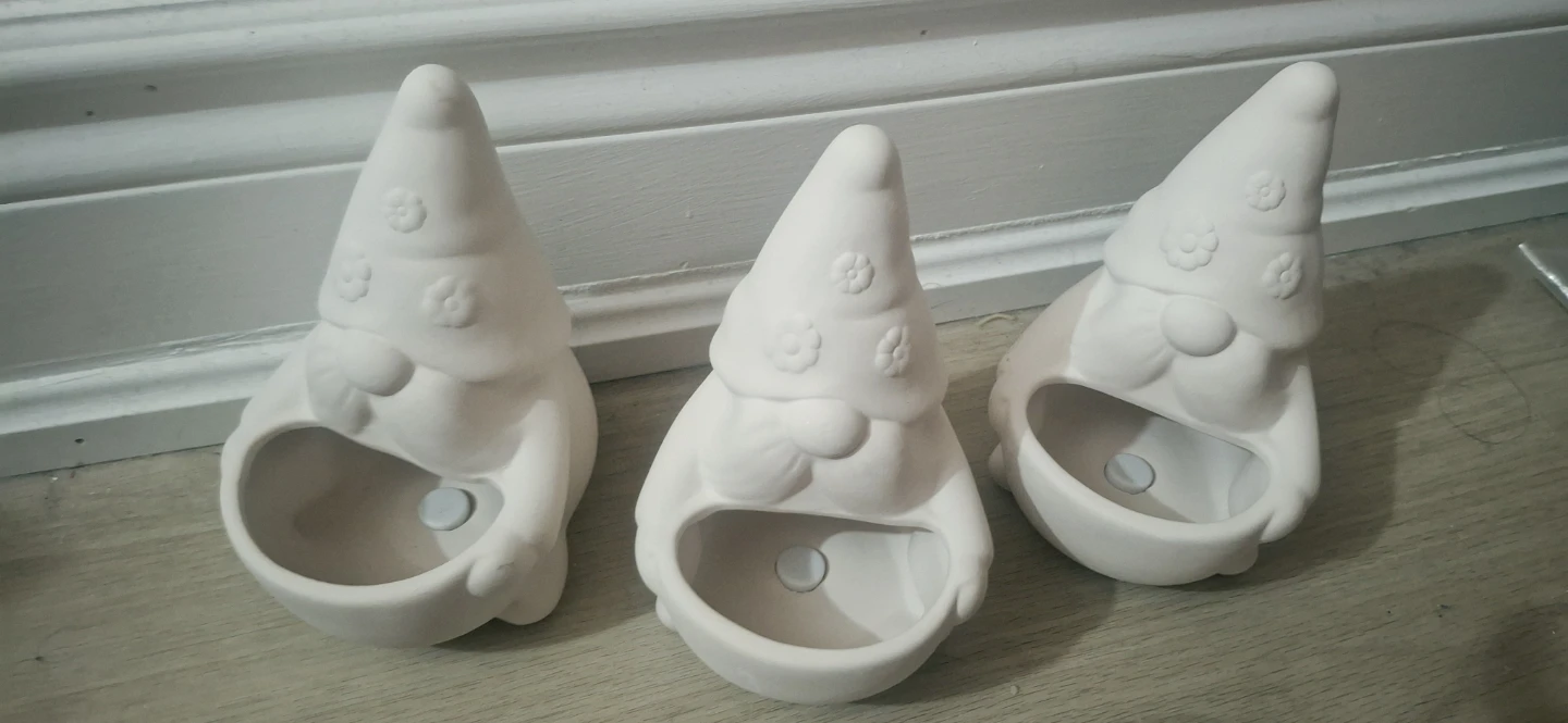 Ceramic Garden Gnome Planters.$3 each - photo 3
