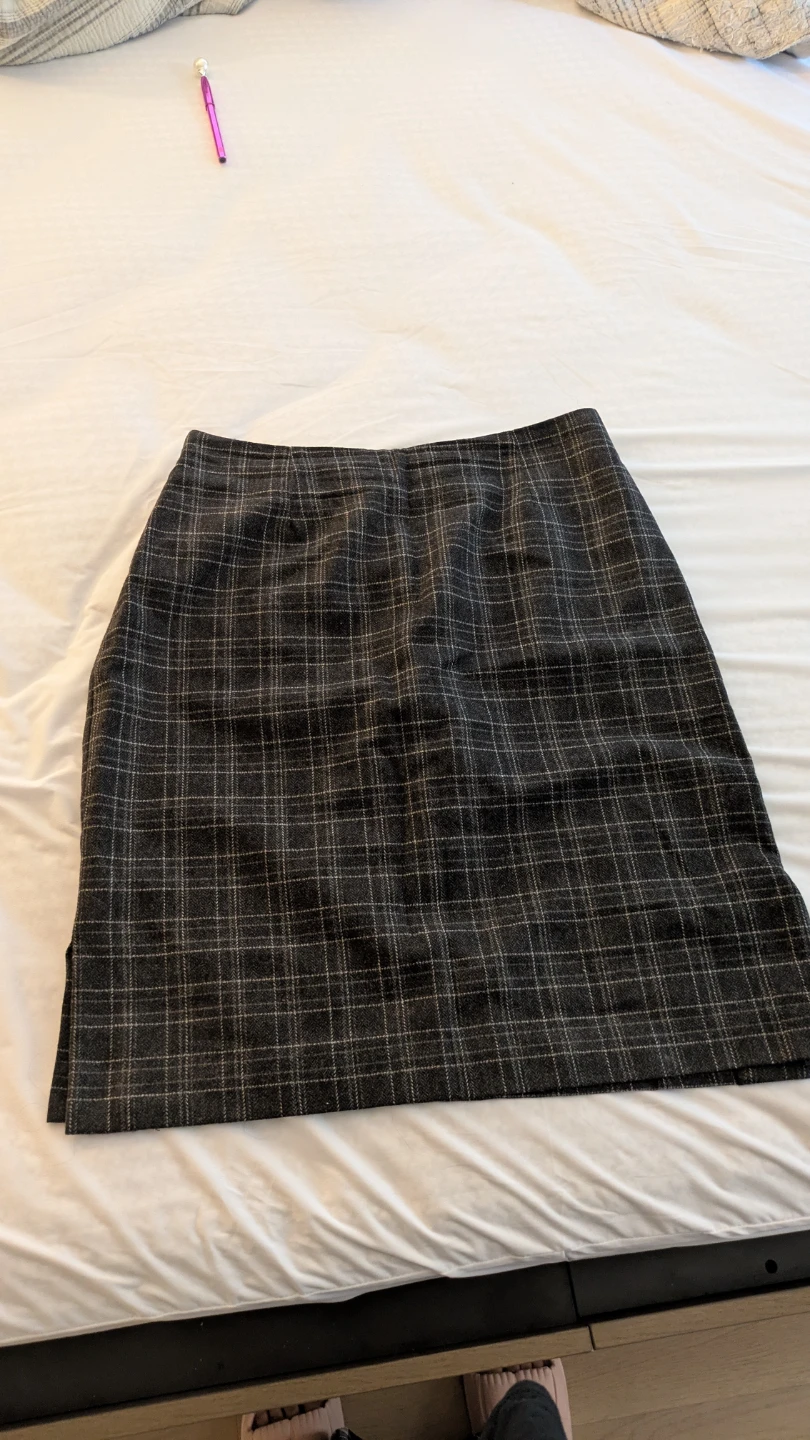 Cleo Grey Plaid Skirt Size 12
