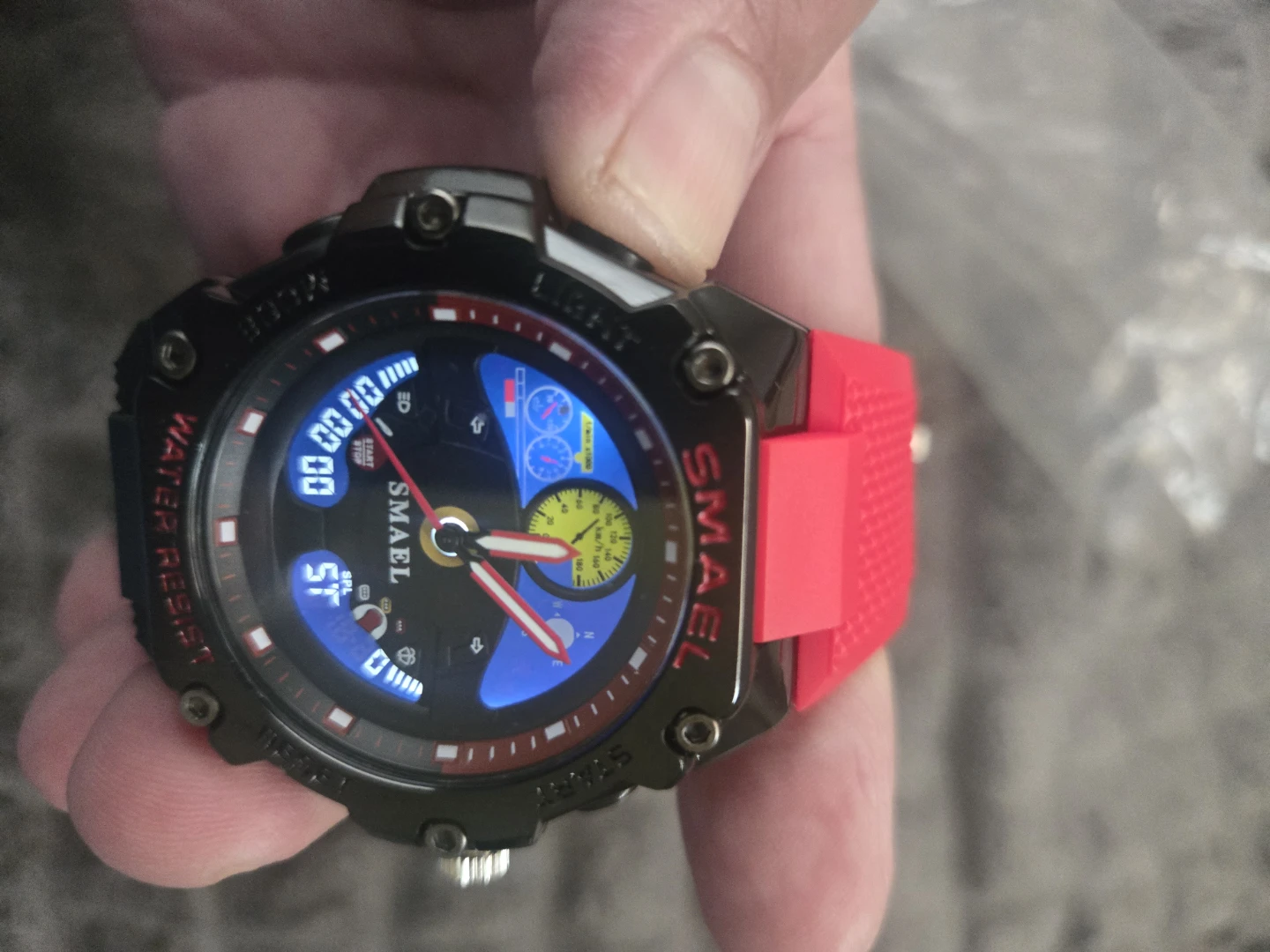 Smael Sports Watch Black and Red