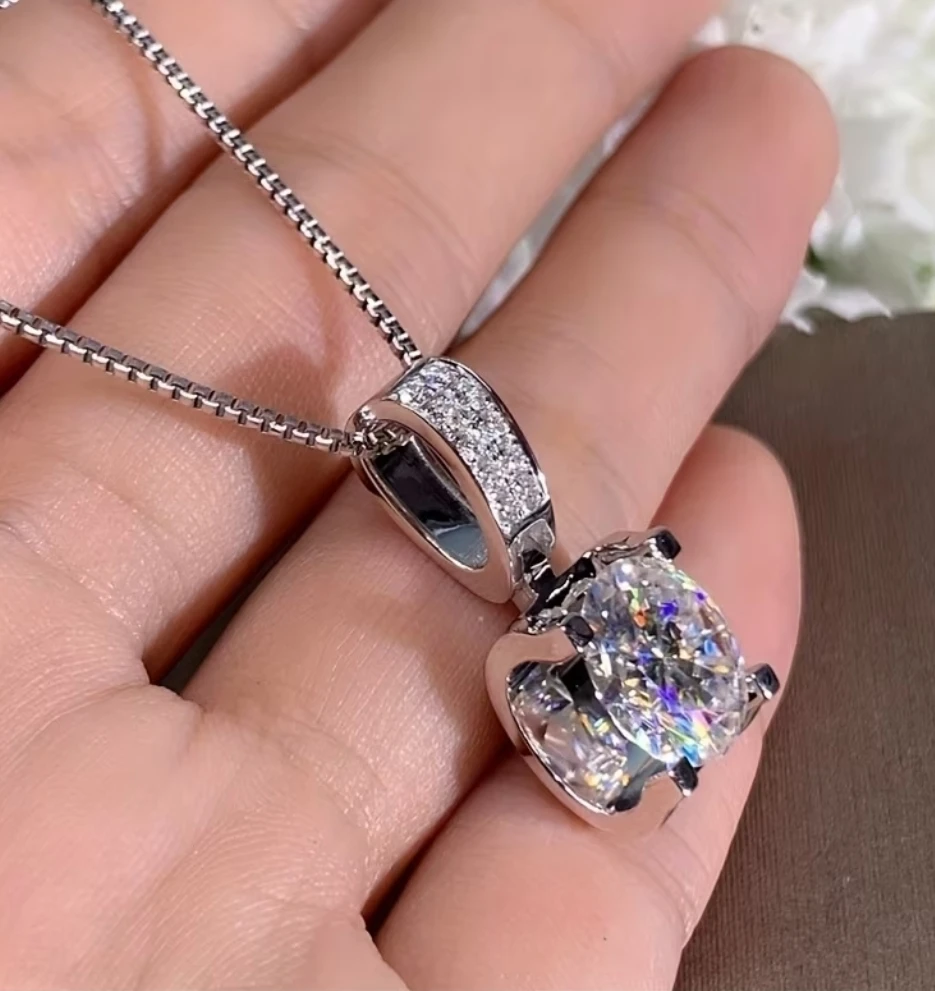 Solitaire Pendant Necklace