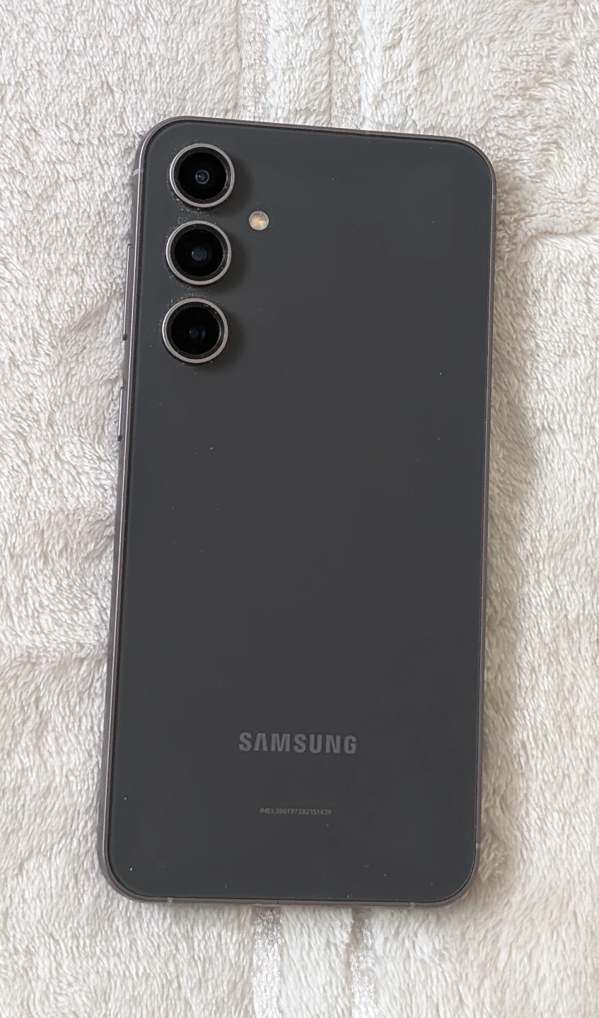 Samsung Galaxy S23 FE 128GB - photo 2