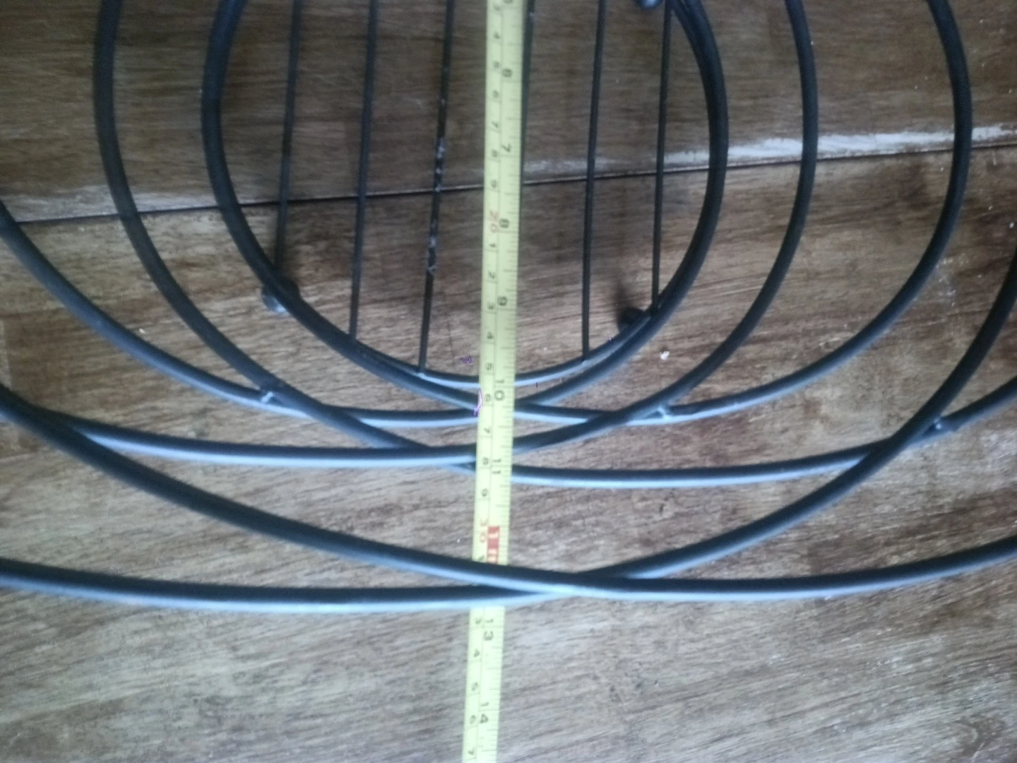 Black Metal Wire Fruit Basket - photo 4