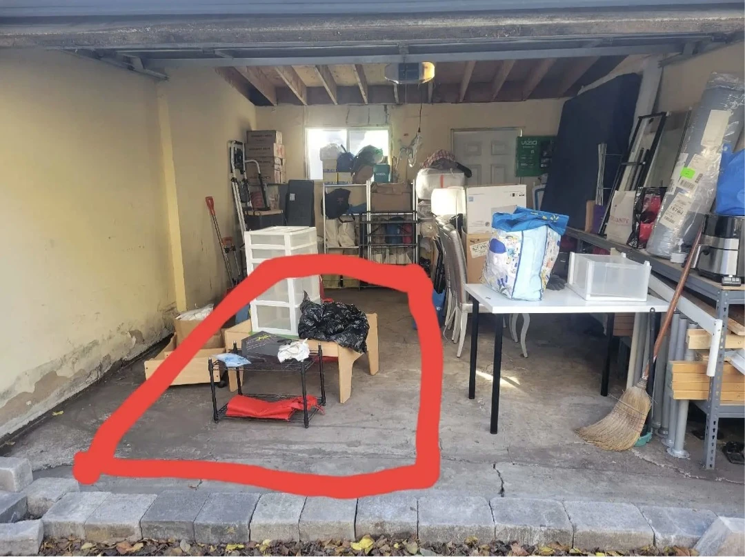 Share storage garage