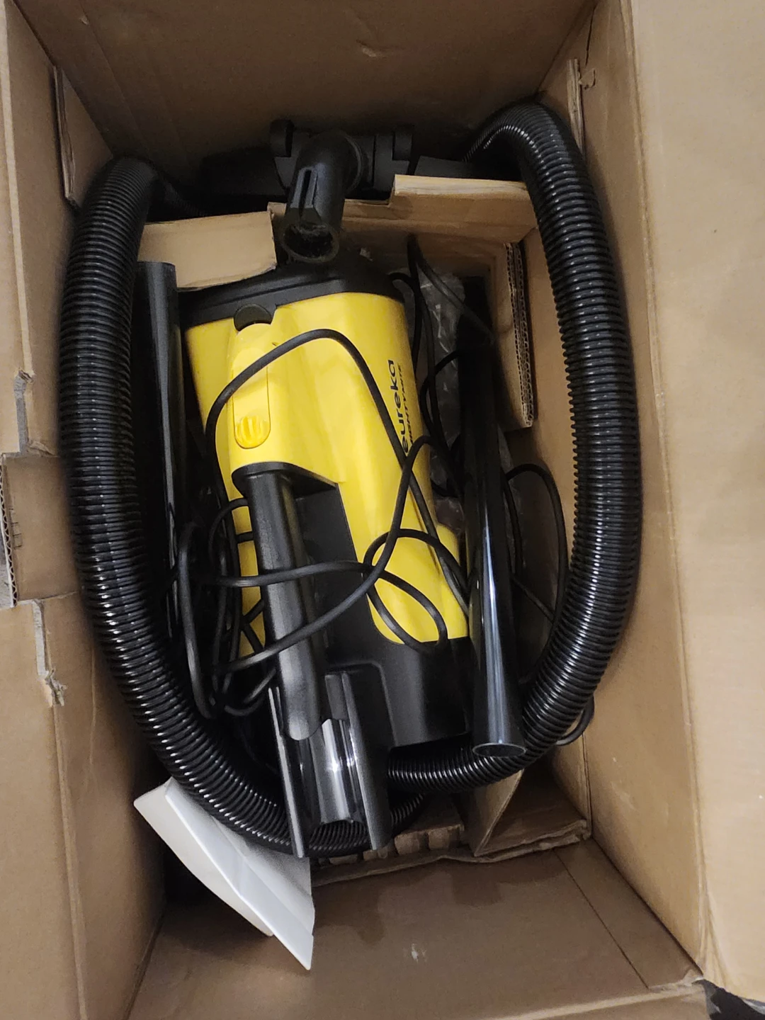 Eureka Mighty Mite Canister Vacuum Cleaner - photo 3
