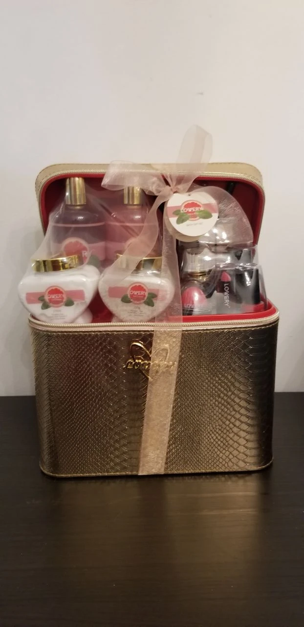 Lowery Bath and Body Gift Set - photo 3