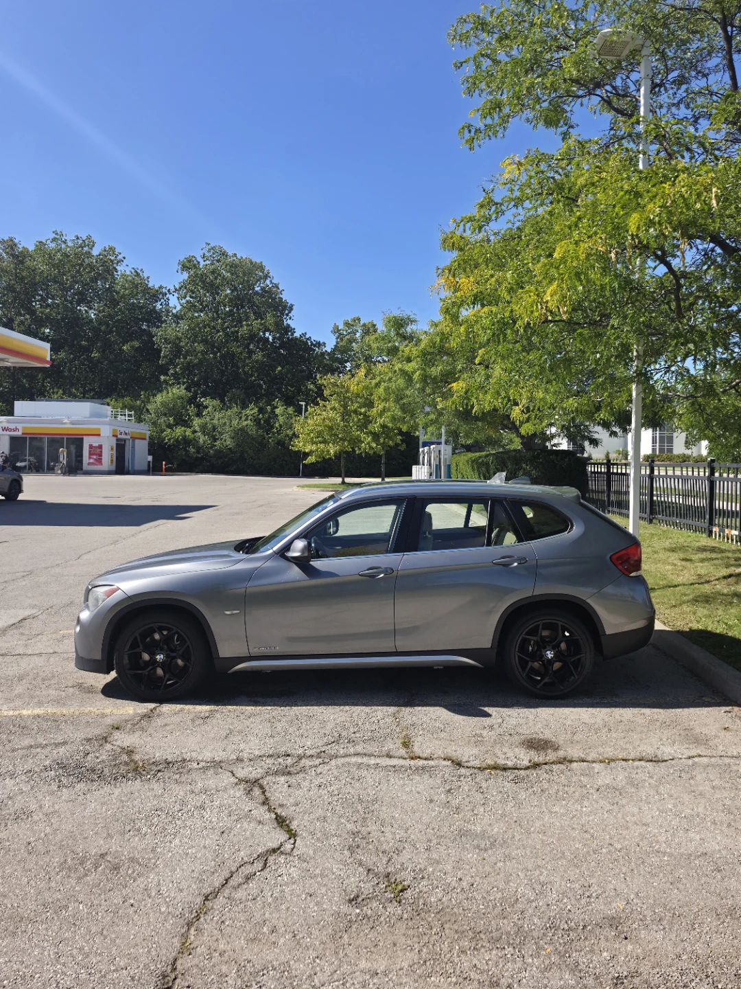 2012 BMW X1 - Satey certified! - photo 2