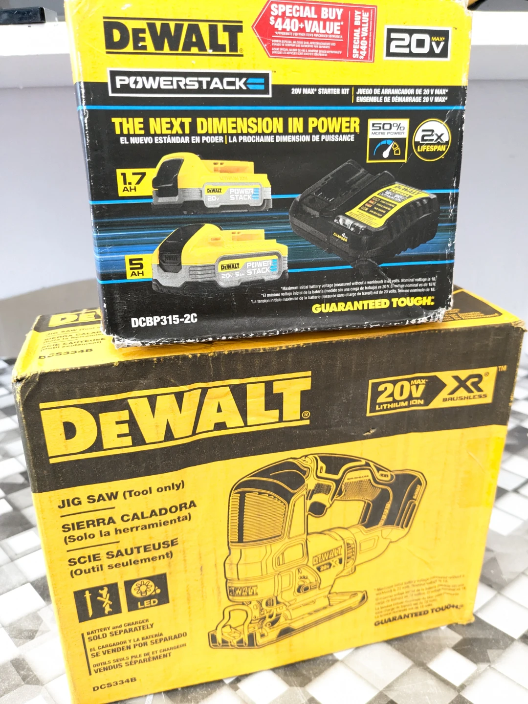 20V Dewalt XR Jigsaw + POWERSTACK 2Pack Starter Kit - photo 3
