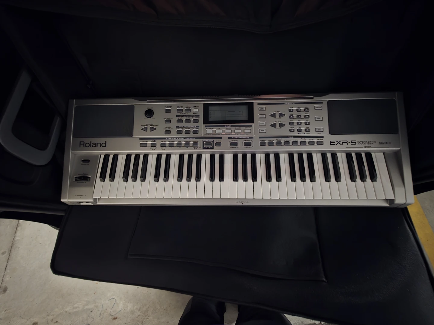 Roland EXR-5 Interactive Arranger Keyboard - photo 3