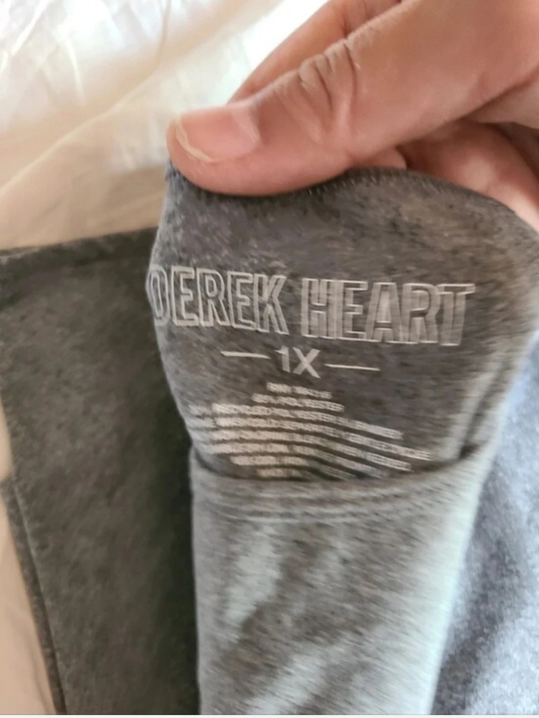 Derek Heart 1X Shirts, Set of 2 - photo 2