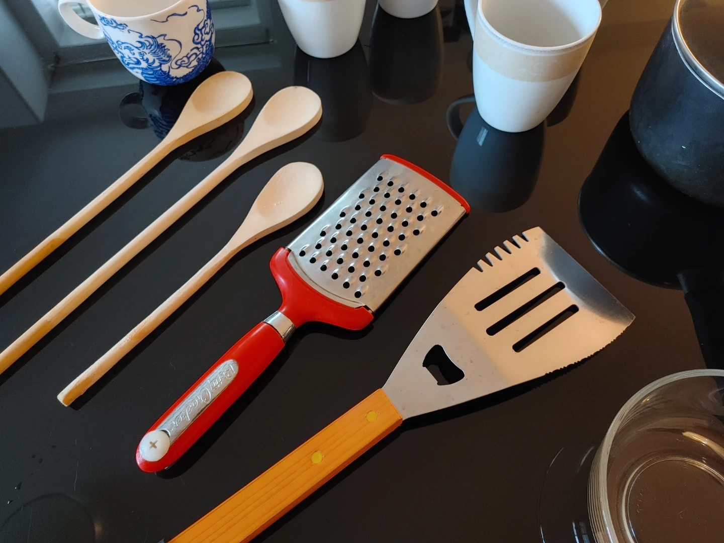 Kitchen Utensils, Mugs, and Cookware Bundle - photo 2