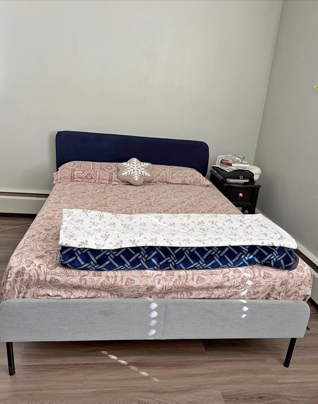Bed Frame + Mattress + Night Table - photo 3