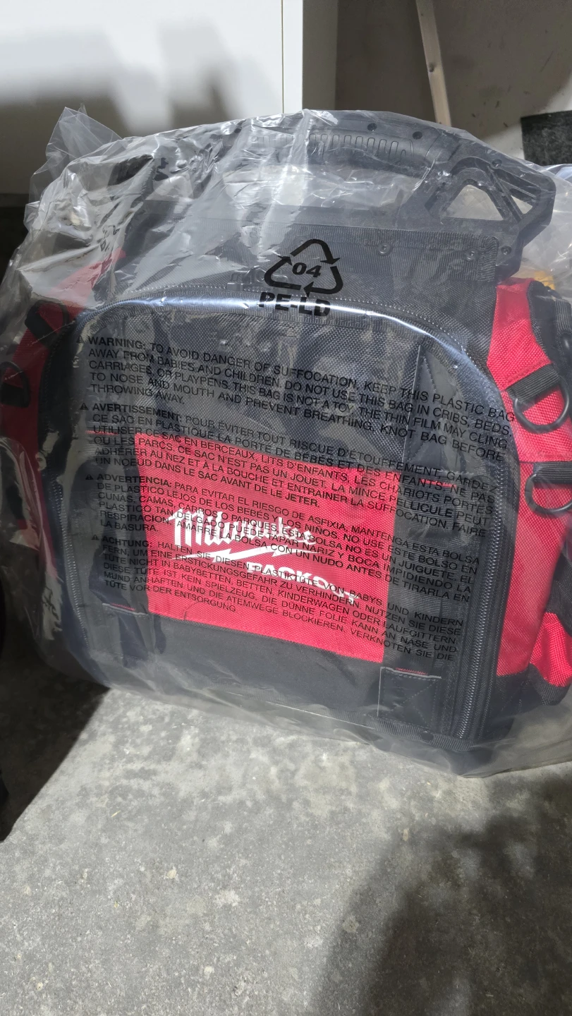 Milwaukee PACKOUT 15" Structured Tool Bag