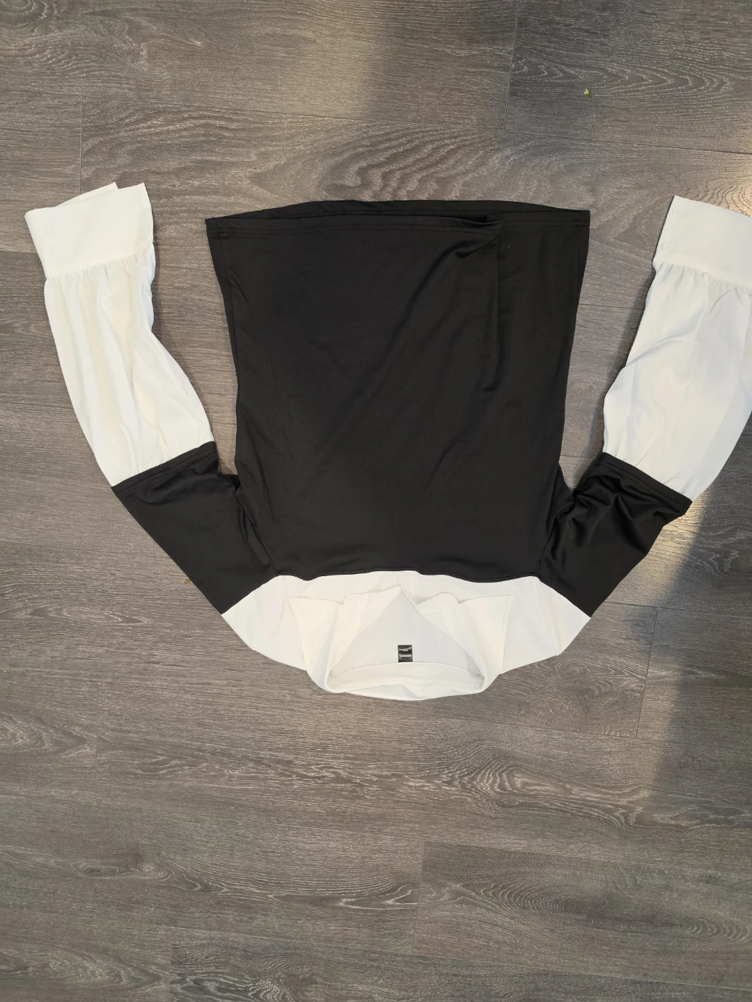 SHEIN black and white long sleeve shirt