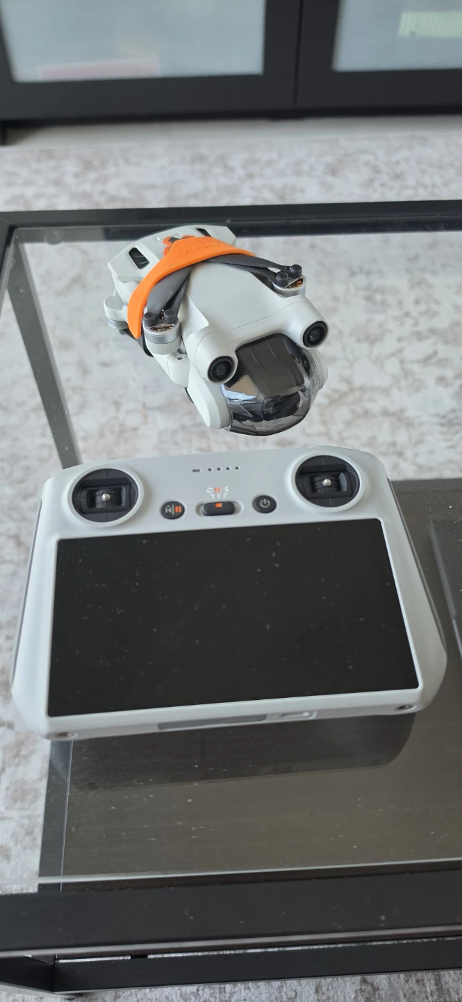 DJI Mini 3 Pro with DJI RC Remote & Accessories - photo 4
