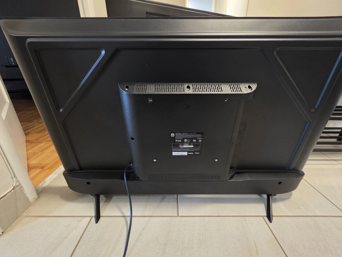 Philips 43" 1080p LED Roku Smart TV - photo 2