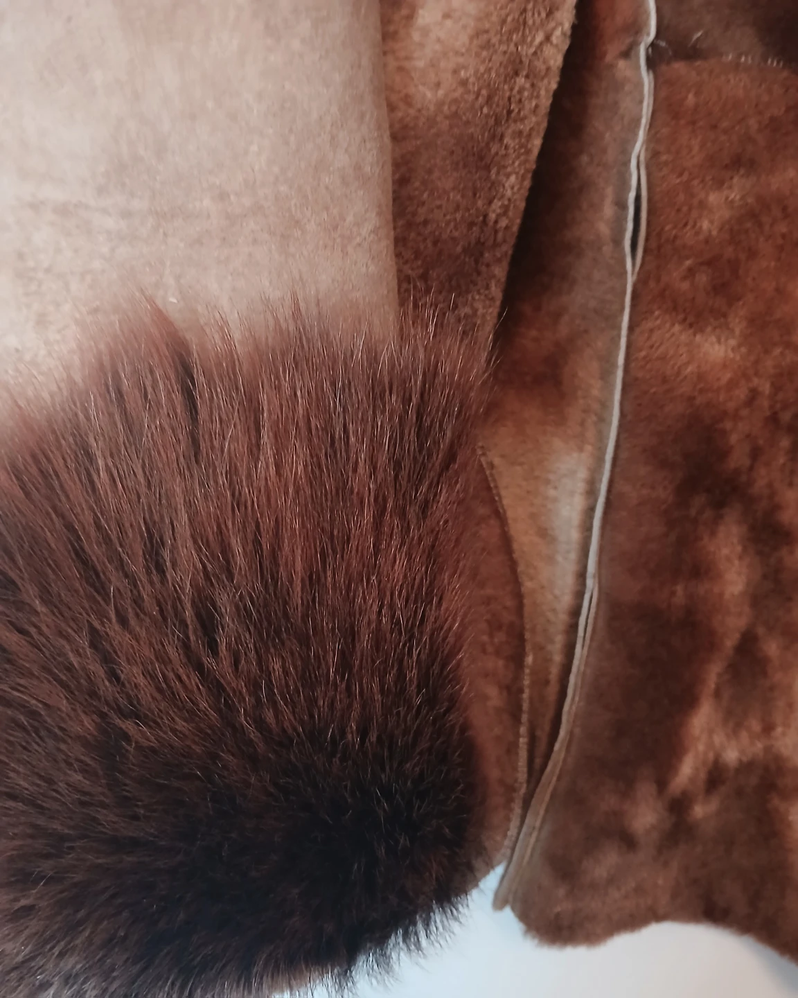 Suede Coat with Natural Fur Trim - photo 5