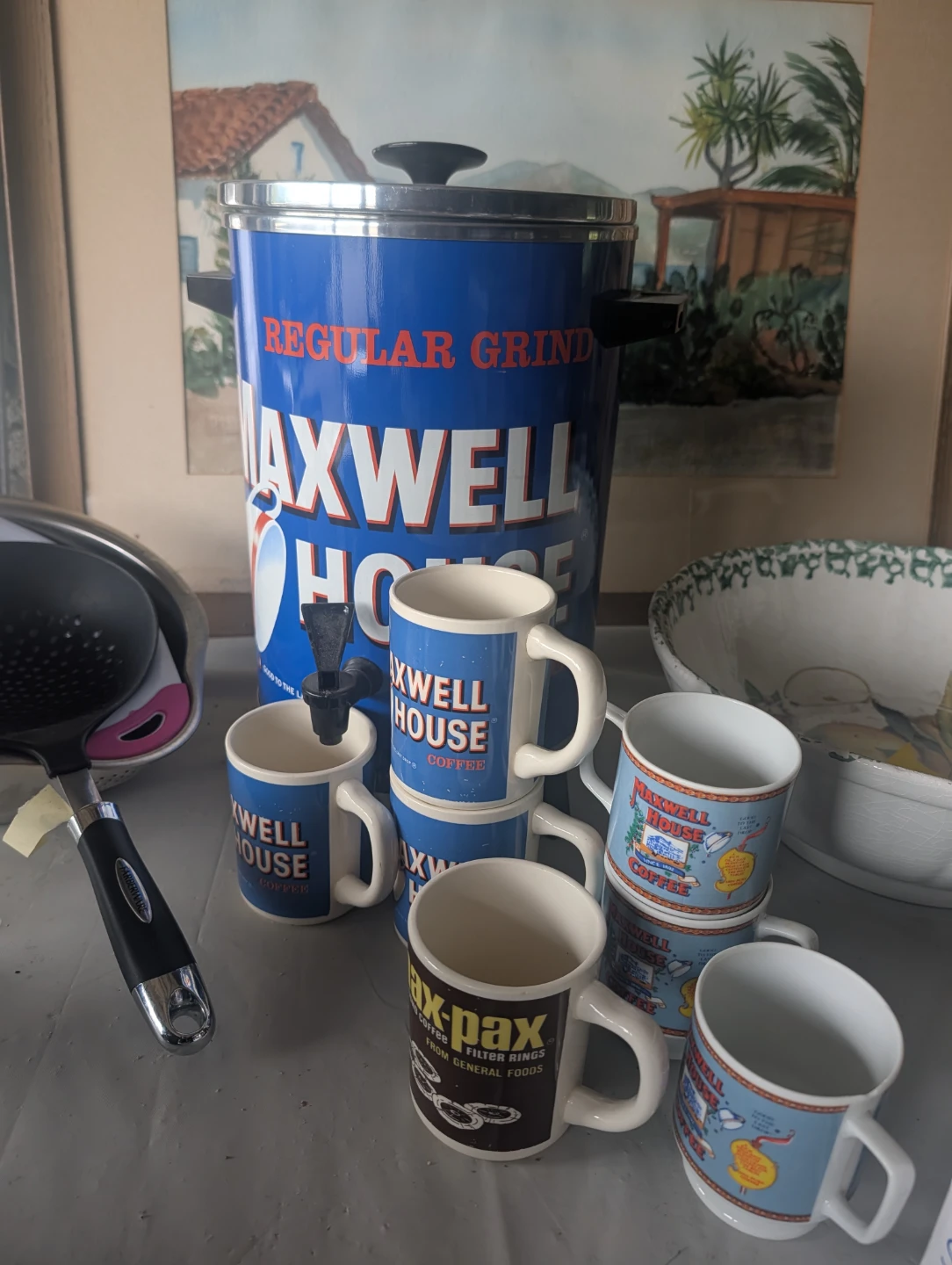 Vintage Maxwell House Coffee Dispenser and Mug Collection - photo 2