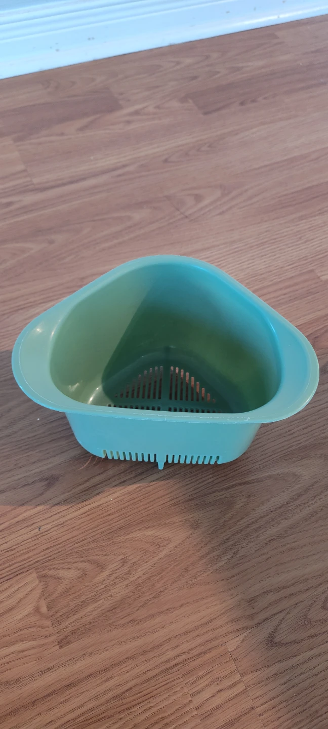 Green Plastic Corner Sink Strainer