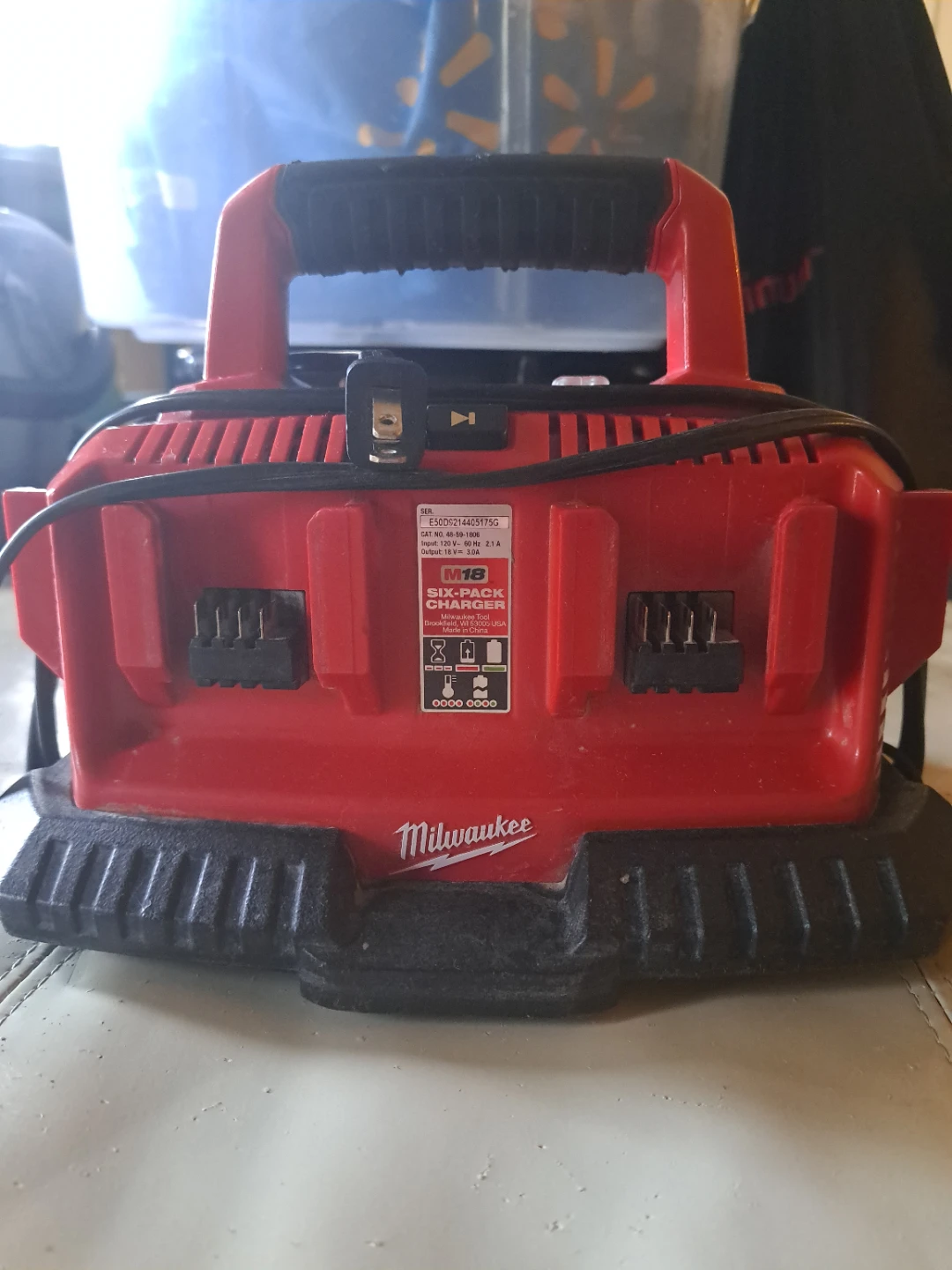 Milwaukee M18 Six-Pack Charger - photo 5