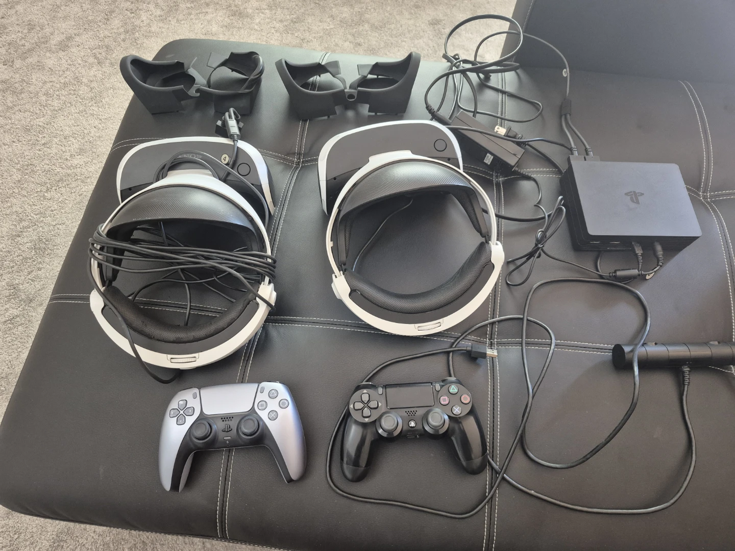 PlayStation VR Headset Bundle - photo 2