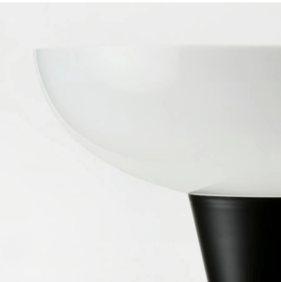 Ikea TAGARP Lamp + Govee Smart Wi-Fi LED Bulbs - photo 2